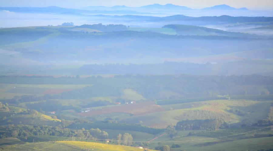 Fim de ano em Minas: 3 roteiros de natureza para cada perfil